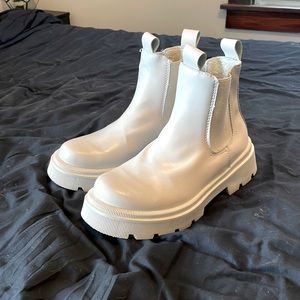 SHEIN Cream Boots